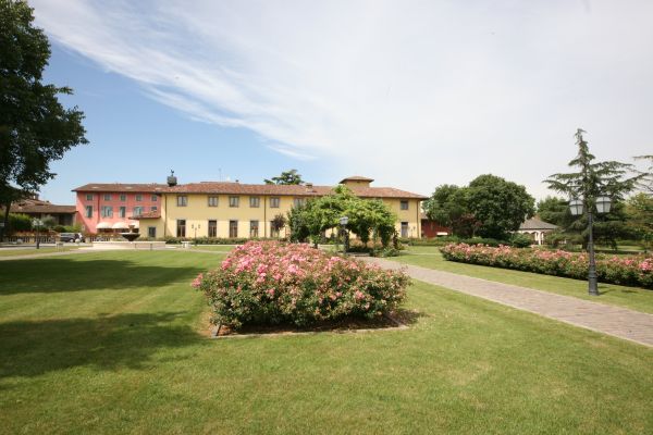 Antico Borgo La Muratella (Cologno al Serio)